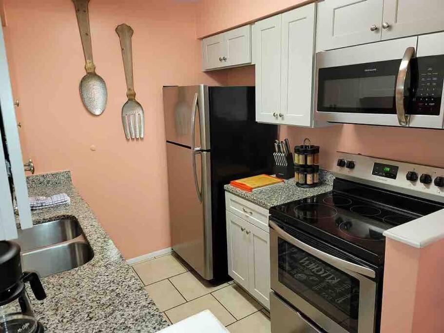 Elegant 2-Bedroom Pet-Friendly Villa W 2 Parking Spaces Île de Hilton-Head Extérieur photo