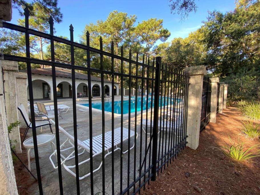 Elegant 2-Bedroom Pet-Friendly Villa W 2 Parking Spaces Île de Hilton-Head Extérieur photo
