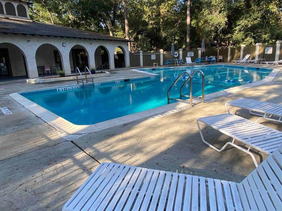 Elegant 2-Bedroom Pet-Friendly Villa W 2 Parking Spaces Île de Hilton-Head Extérieur photo